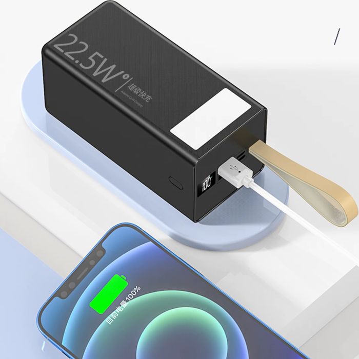Портативна батарея з ліхтарем 50000mAh Power Bank Unitech type-c