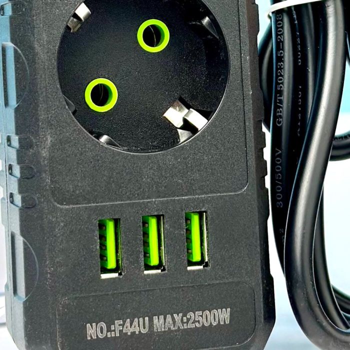 Мережевий фільтр-подовжувач 4 розеток 3USB 2500W 6 метра UA