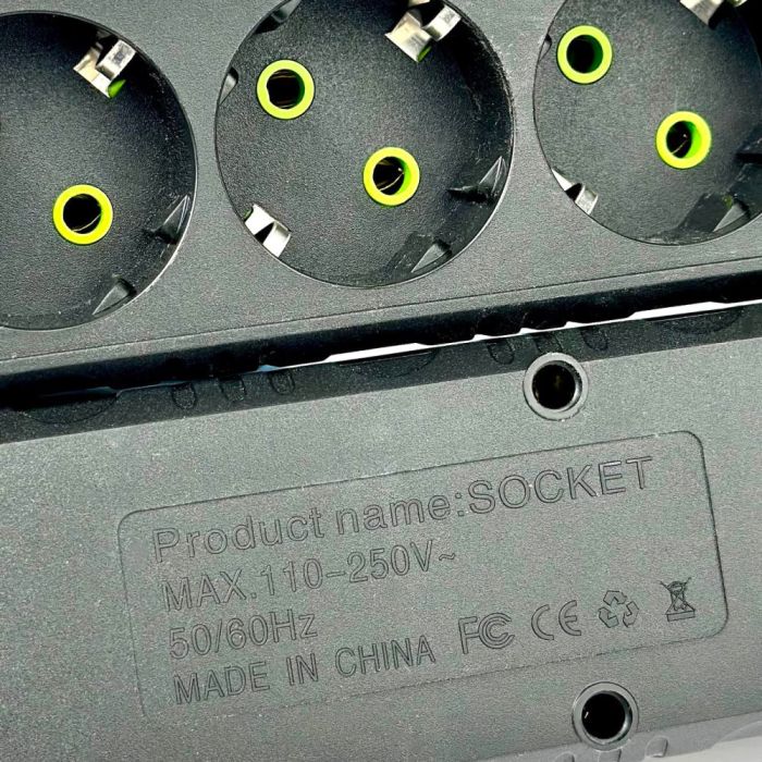 Мережевий фільтр-подовжувач 3 розетки 3USB 2500W 4 метри