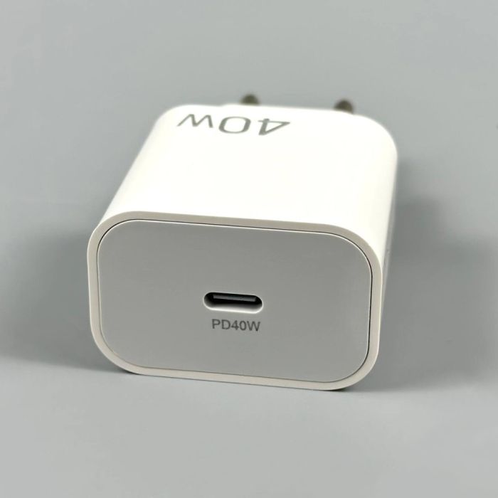 Зарядний пристрій USB-C блок живлення 40W з кабелем Type-C Type-C
