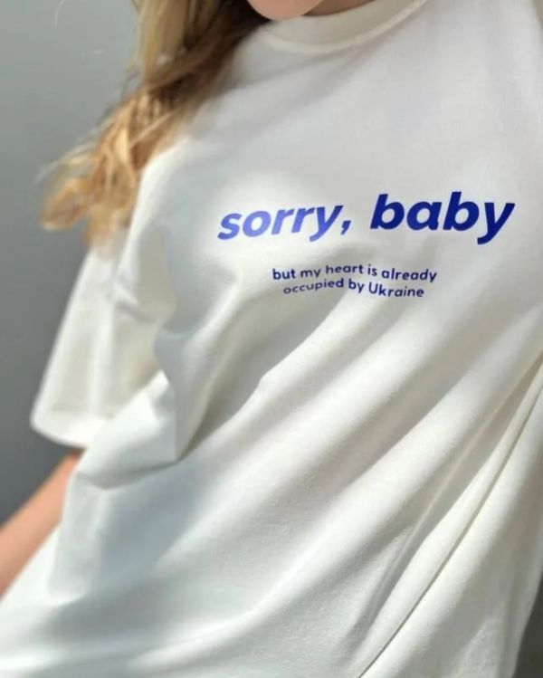 Футболка універсальна sorry, baby біла унісекс 